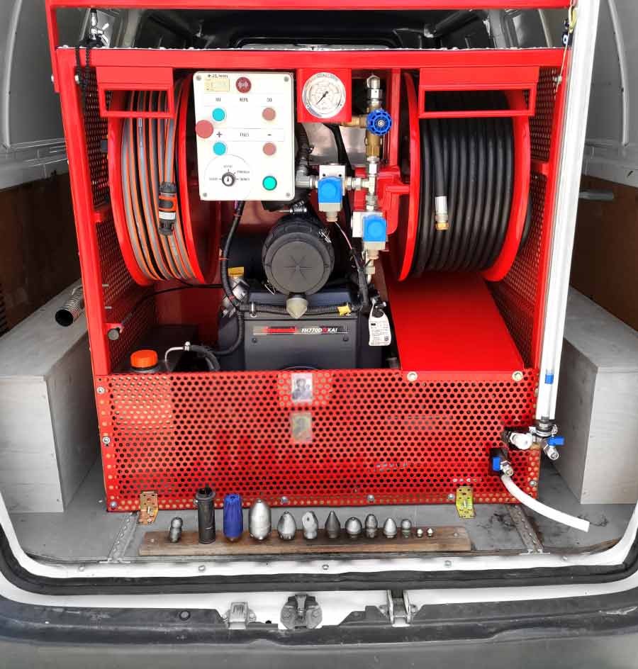 water-jetter-jetting-ydrovoli-apofraksi_tzirvelakis-ierapetra-kriti Μηχανή υδροβολής υψηλής πίεσης νερού απόφραξης αποχετεύσεων - Τζιρβελακης Κρήτη Ιεράπετρα Μακρύ γιαλός